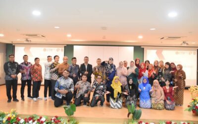 ๐๐๐ ๐๐ญ๐ซ๐๐ง๐ ๐ญ๐ก๐๐ง๐ฌ ๐๐ง๐ญ๐๐ซ๐ง๐๐ญ๐ข๐จ๐ง๐๐ฅ ๐๐ข๐๐ฌ ๐ฐ๐ข๐ญ๐ก ๐๐ง๐ข๐ฏ๐๐ซ๐ฌ๐ข๐ญ๐๐ฌ ๐๐๐ ๐๐๐ฆ๐๐ซ๐๐ง๐ ๐๐ก๐ซ๐จ๐ฎ๐ ๐ก ๐๐จ๐ฅ๐ฅ๐๐๐จ๐ซ๐๐ญ๐ข๐ฏ๐ ๐๐ข๐ฌ๐ข๐ญ