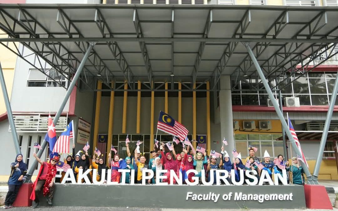 𝐅𝐚𝐤𝐮𝐥𝐭𝐢 𝐏𝐞𝐧𝐠𝐮𝐫𝐮𝐬𝐚𝐧 𝐒𝐞𝐦𝐚𝐫𝐚𝐤 𝐒𝐚𝐦𝐛𝐮𝐭𝐚𝐧 𝐇𝐚𝐫𝐢 𝐊𝐞𝐛𝐚𝐧𝐠𝐬𝐚𝐚𝐧 𝐊𝐞-𝟔𝟗 𝐝𝐞𝐧𝐠𝐚𝐧 𝐒𝐞𝐦𝐚𝐧𝐠𝐚𝐭 𝐏𝐚𝐭𝐫𝐢𝐨𝐭𝐢𝐬𝐦𝐞 𝐝𝐚𝐧 𝐏𝐞𝐫𝐩𝐚𝐝𝐮𝐚𝐧
